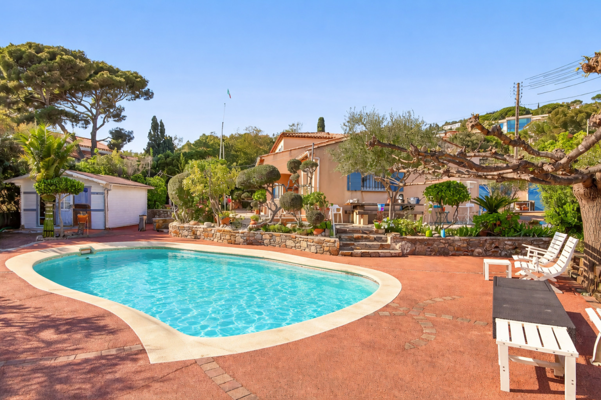 Luxury House for sale in Roquebrune-sur-Argens, 1 290 000 €, Photo 1