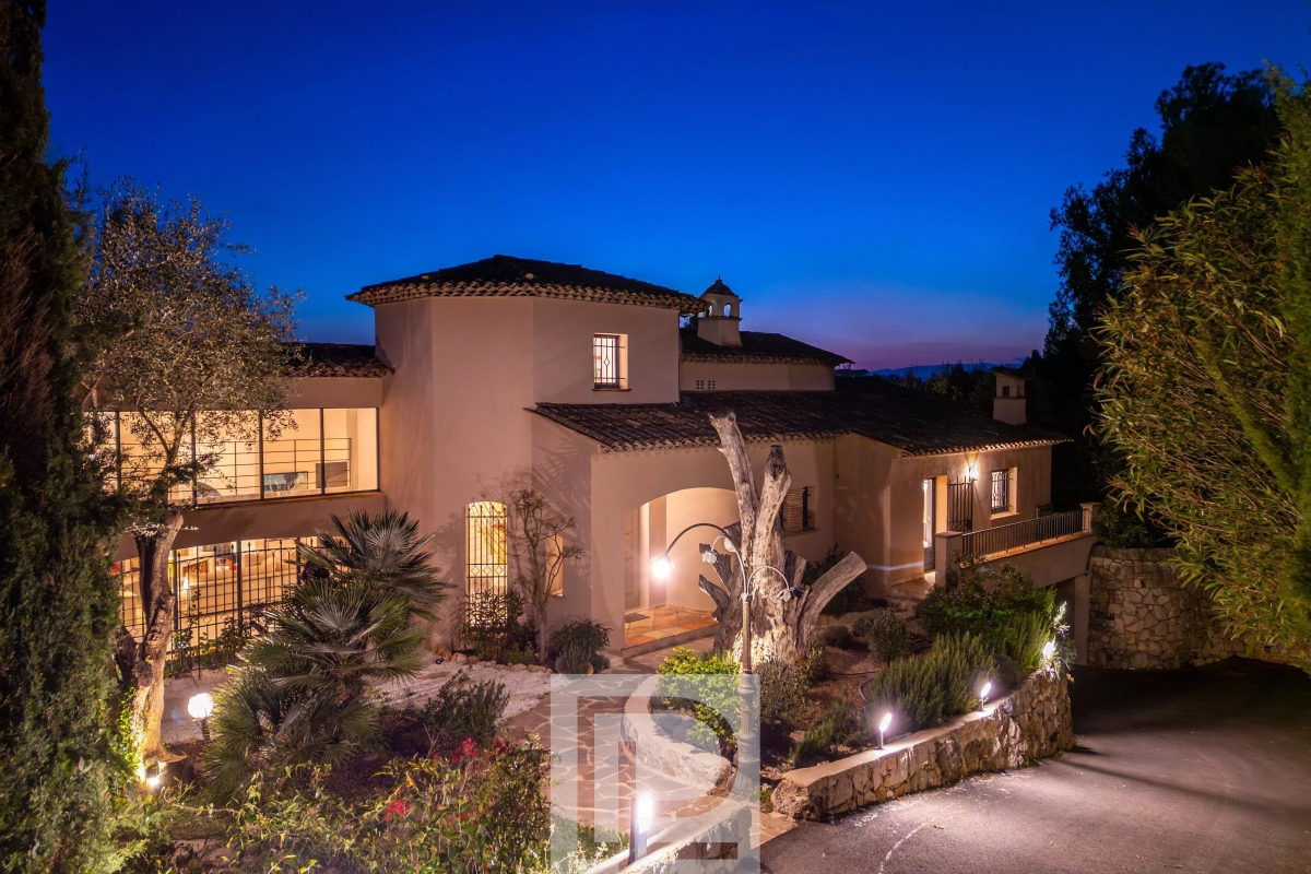 Luxury House for sale in Mougins, 3 990 000 €, Photo 1