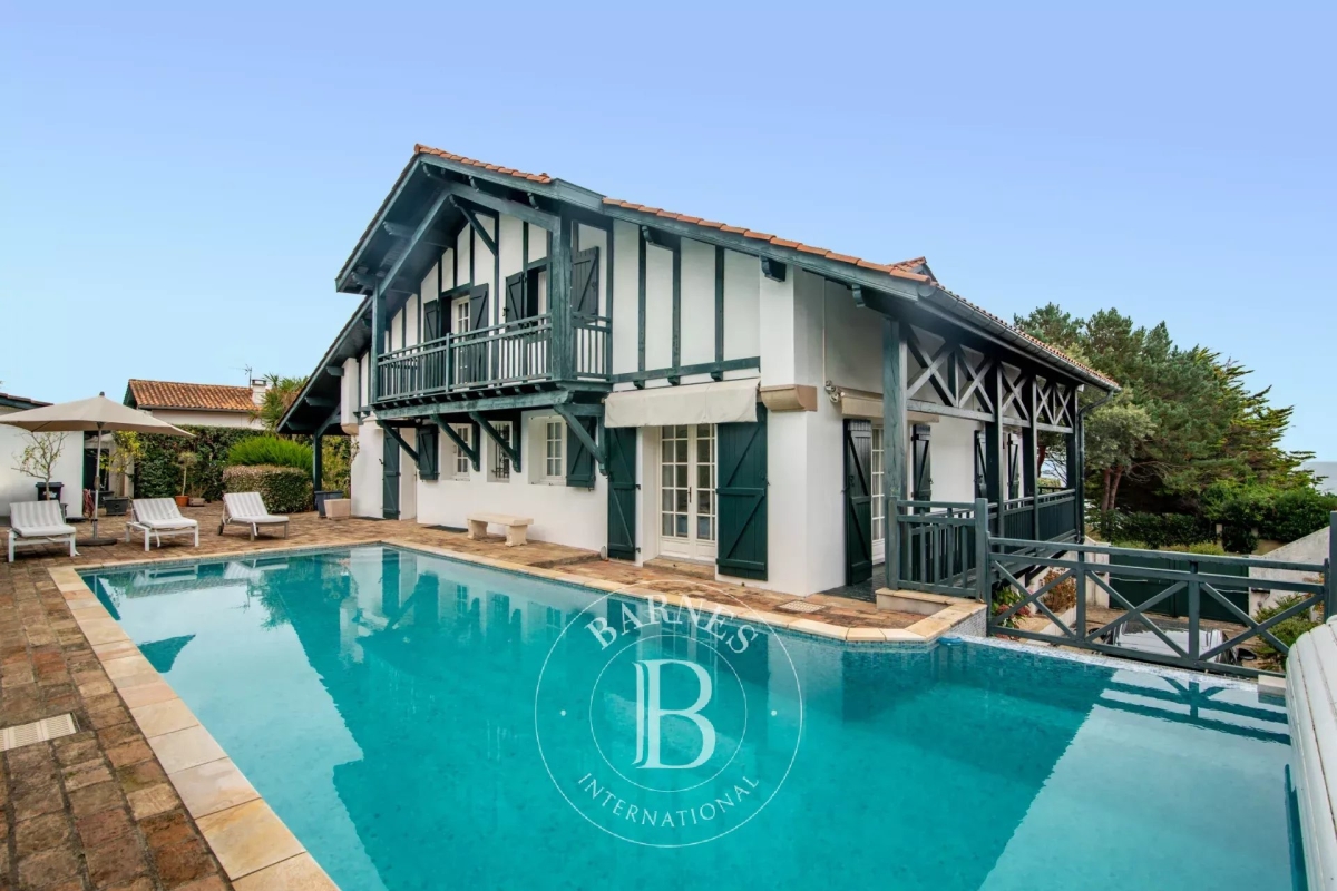 Maison de luxe à vendre à Saint-Jean-de-Luz, 2 970 000 €, Photo 1