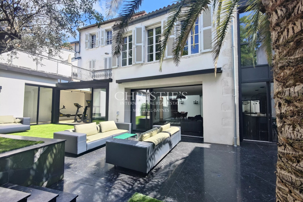 Luxury House for sale in La Rochelle, 2 625 000 €, Photo 1