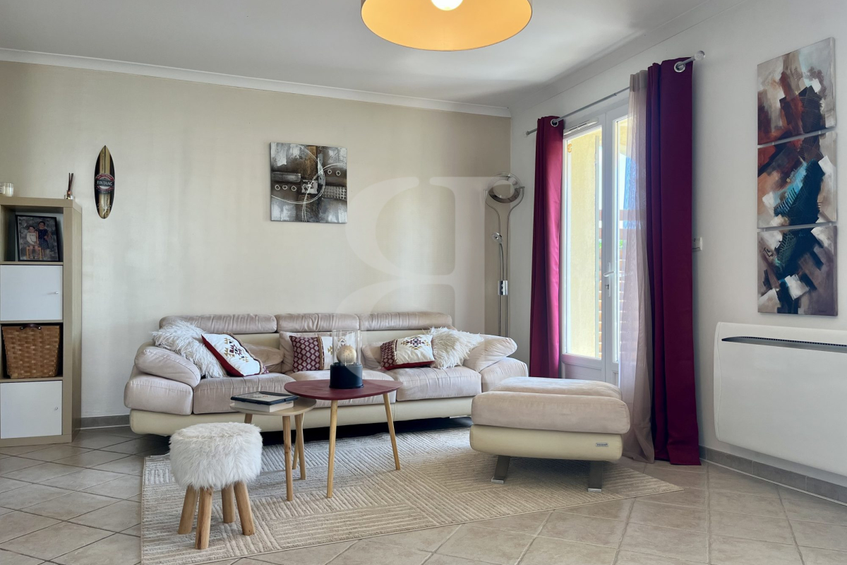 Maison de luxe à vendre à Maillane, 475 000 €, Photo 2