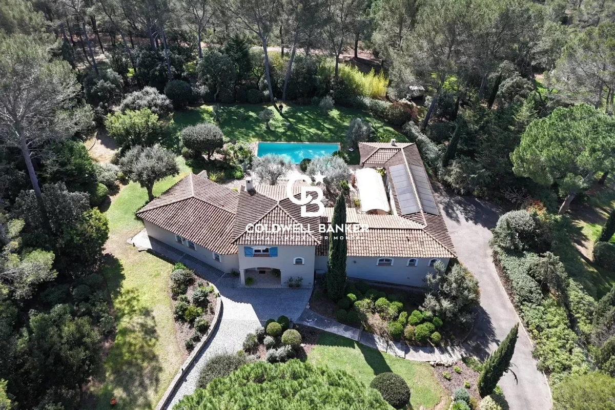 Luxury House for sale in Fréjus, 1 615 000 €, Photo 2