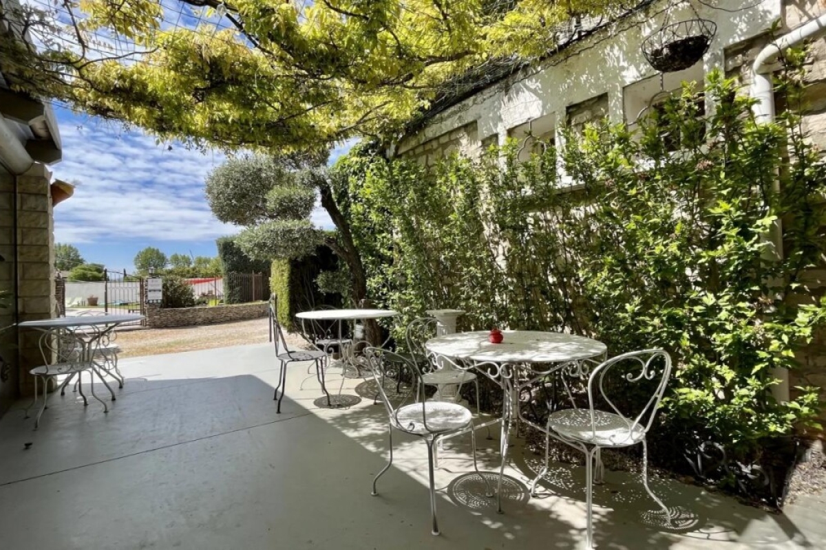 Maison de luxe à vendre à Saumane-de-Vaucluse, 1 190 000 €, Photo 3
