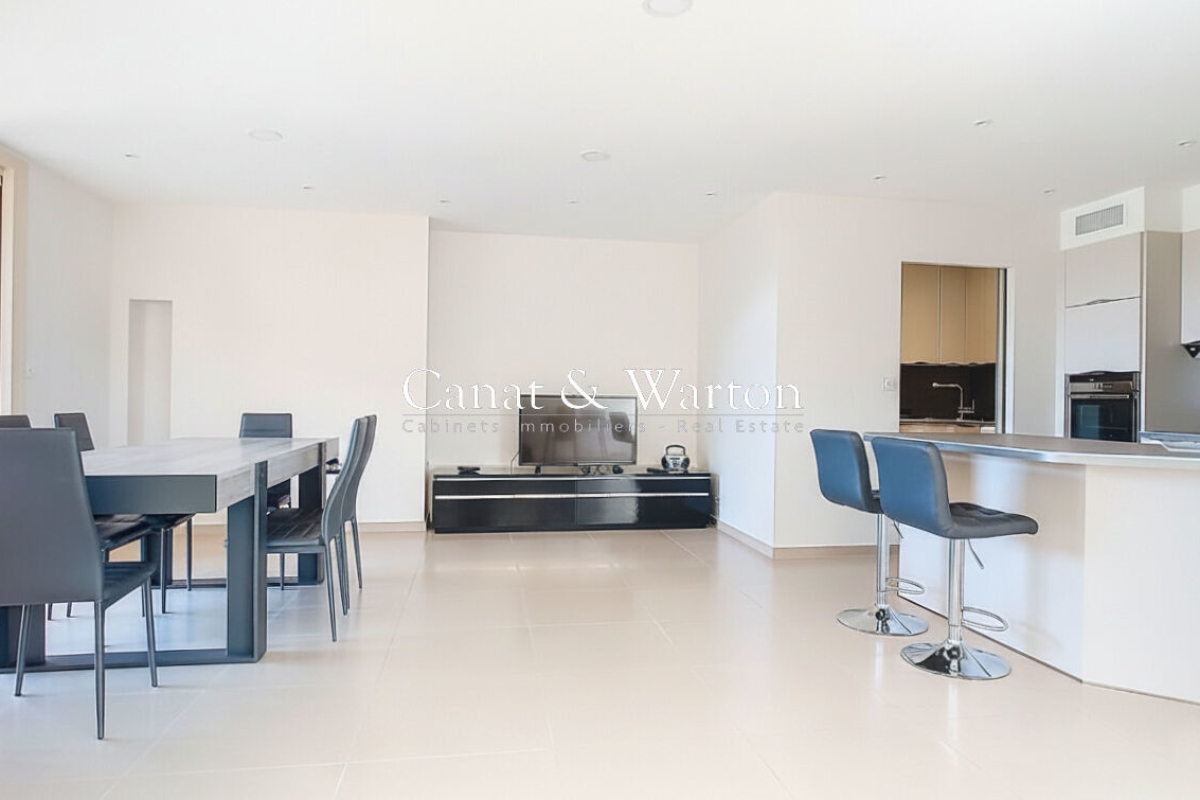 Maison de luxe à vendre à Saint-Raphaël, 1 060 000 €, Photo 4