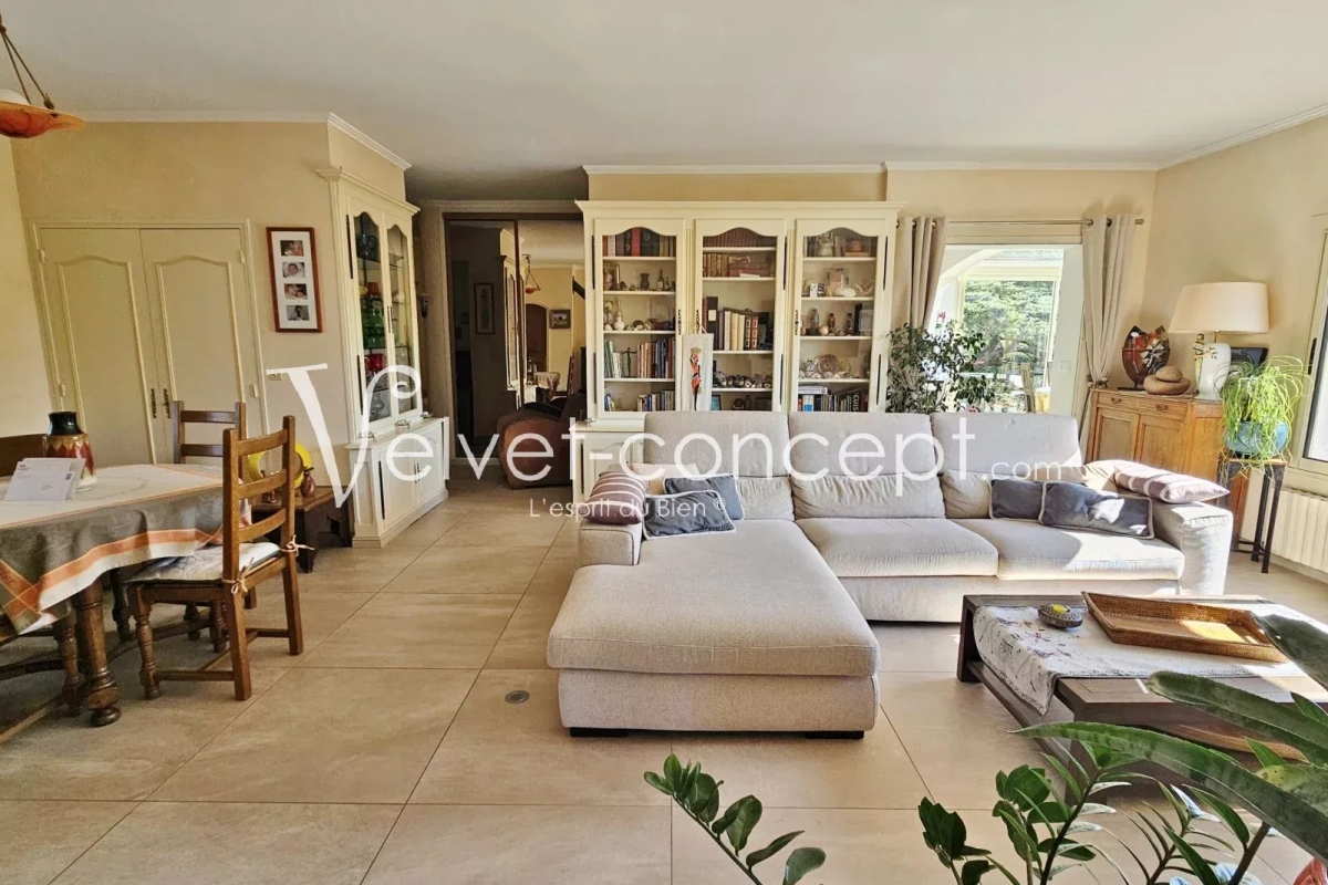 Maison de luxe à vendre à Biot, 1 150 000 €, Photo 7