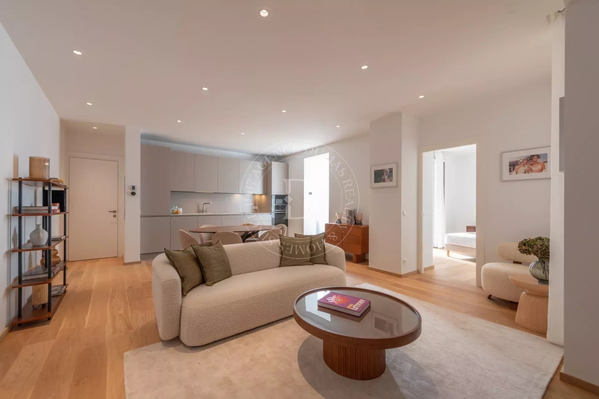 Luxury Apartment for sale in Beaulieu-sur-Mer, 850 000 €, Photo 2