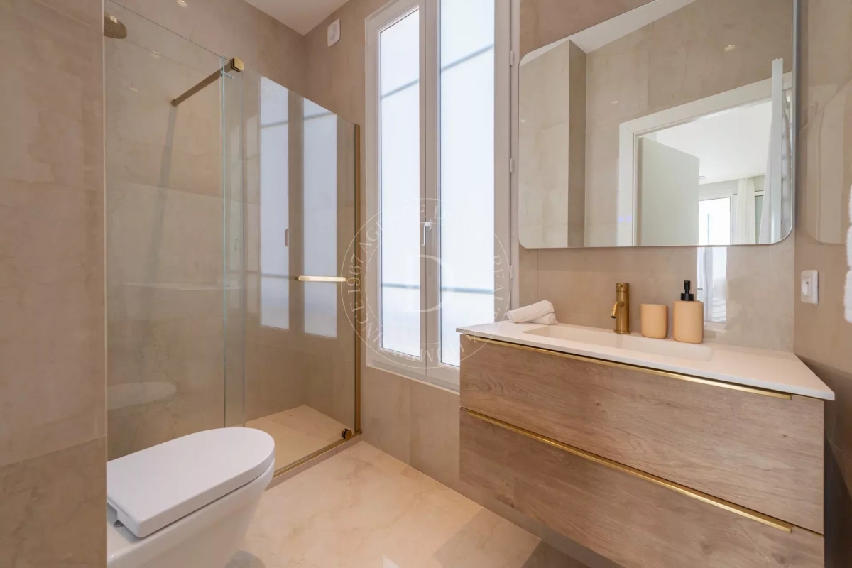 Luxury Apartment for sale in Beaulieu-sur-Mer, 850 000 €, Photo 6