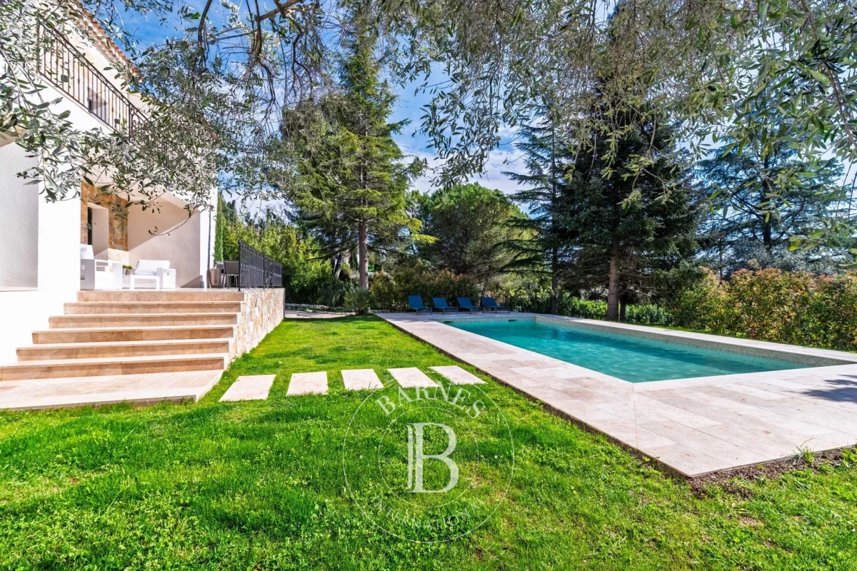 Luxury House for sale in Valbonne, 2 295 000 €, Photo 1