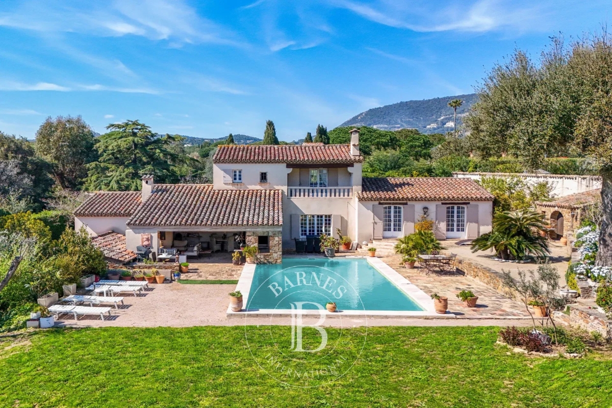 Luxury House for sale in Grimaud, 2 990 000 €, Photo 1