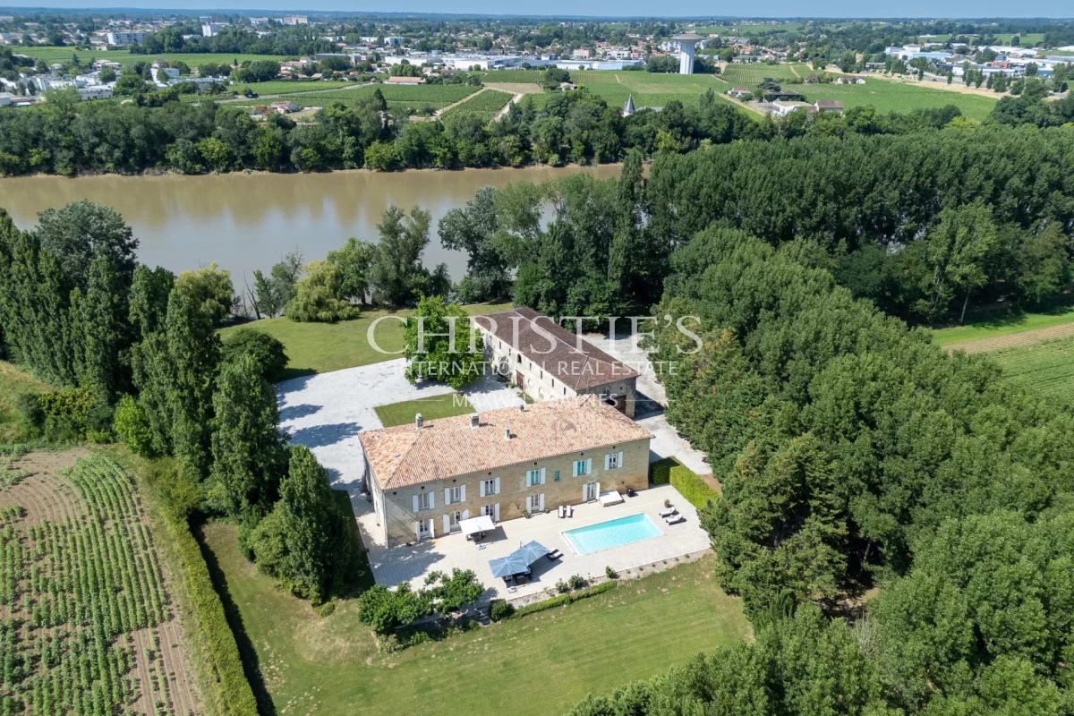 Maison de luxe à vendre à Saint-Émilion, 2 300 000 €, Photo 1