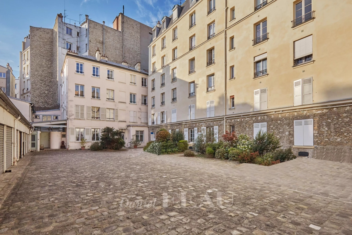 Appartement de luxe à vendre à Paris 7ème, 550 000 €, Photo 2