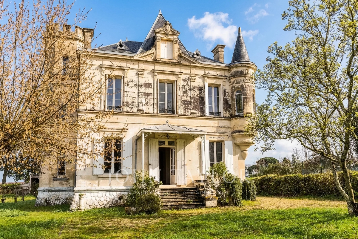 Luxury House for sale in Pomerol, 1 279 000 €, Photo 1