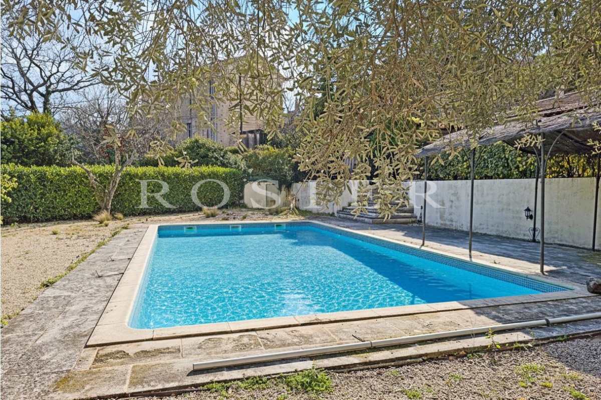 Maison de luxe à vendre à Lacoste, 599 000 €, Photo 2
