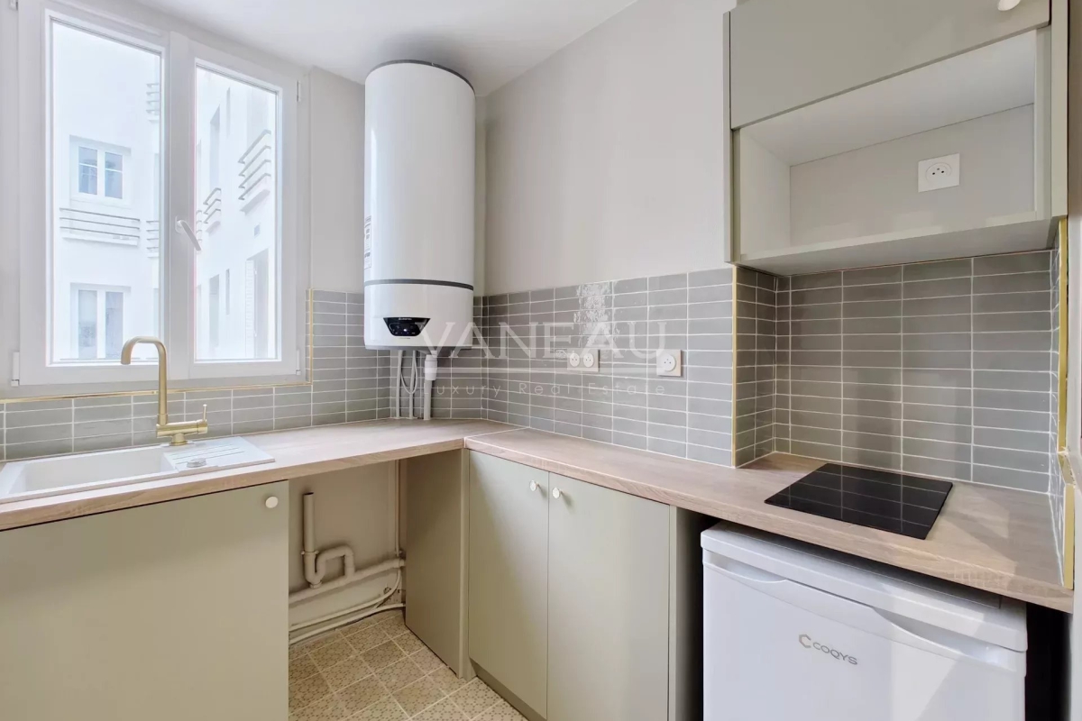Luxury Apartment for sale in Paris 14ème, 434 000 €, Photo 5