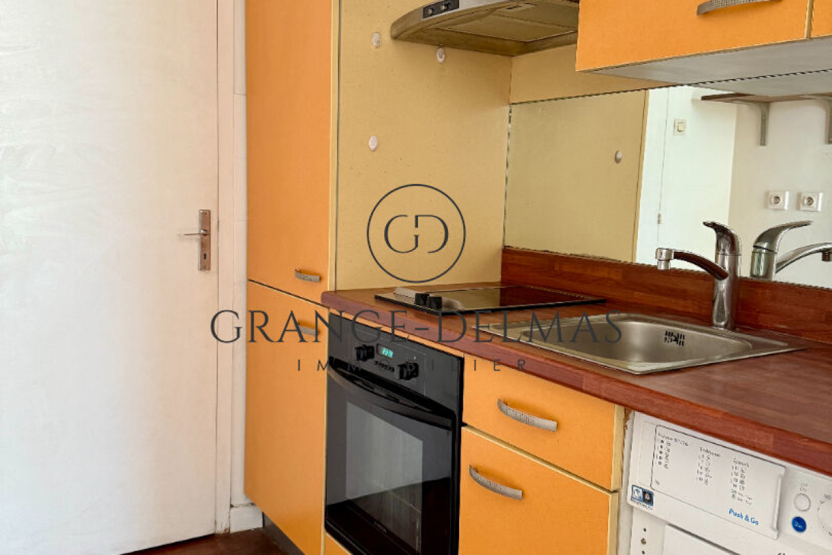 Appartement de luxe à vendre à Bordeaux, 349 000 €, Photo 3
