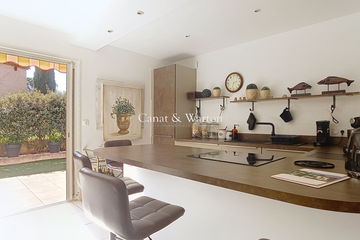 Maison de luxe à vendre à Fréjus, 667 000 €, Photo 4