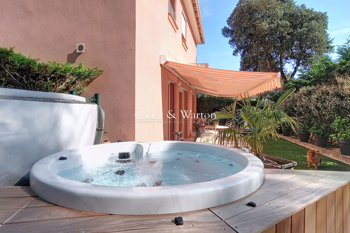 Maison de luxe à vendre à Fréjus, 667 000 €, Photo 6