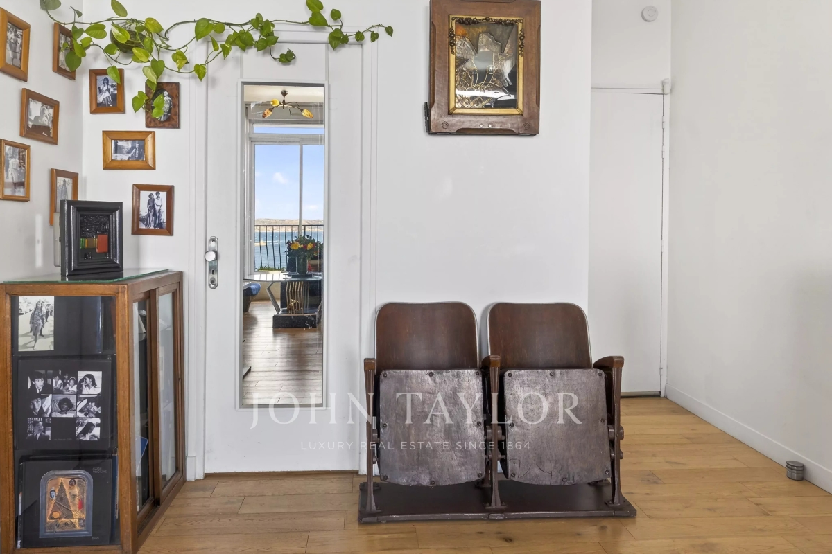 Luxury Apartment for sale in Marseille 7ème, 830 000 €, Photo 1