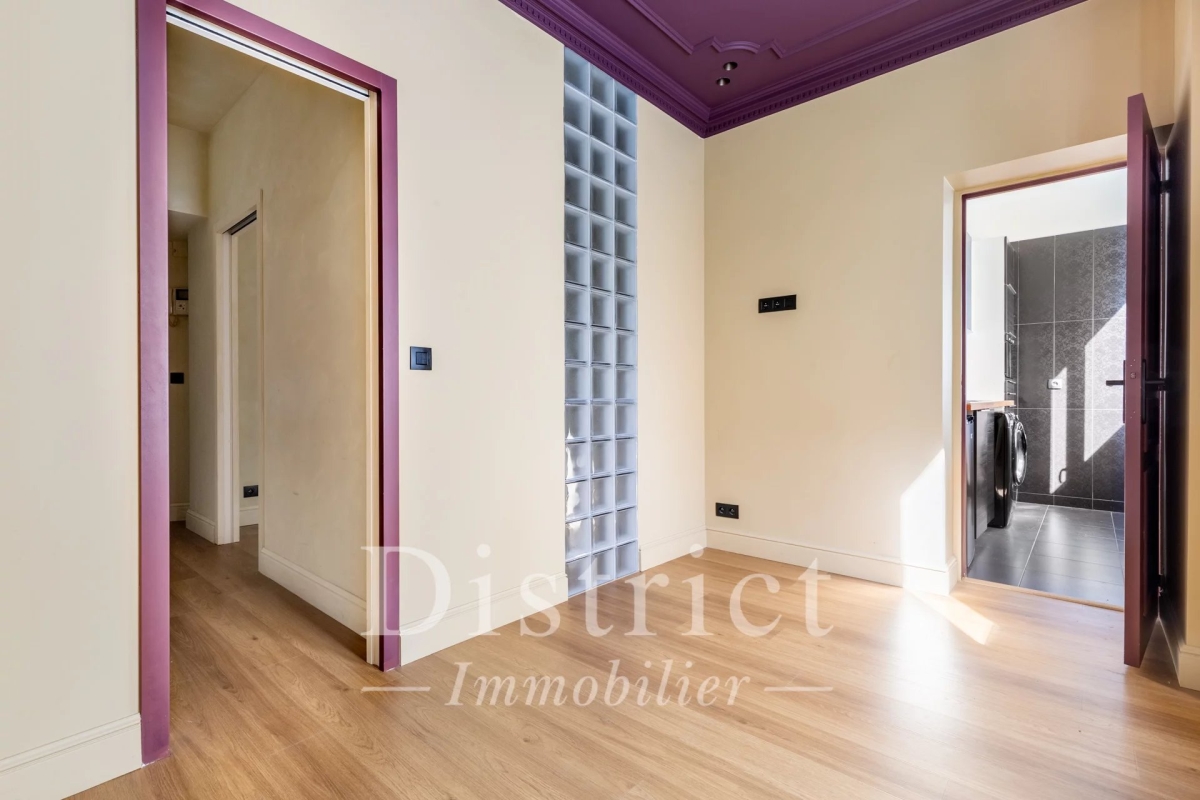 Luxury Apartment for sale in Paris 8ème, 390 000 €, Photo 4