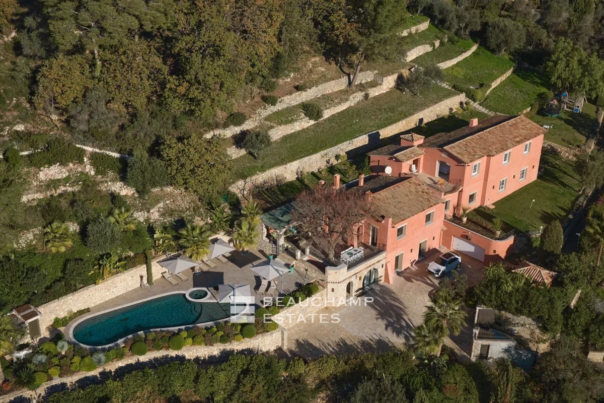 Maison de luxe à louer à Mougins, 20 000 €, Photo 1