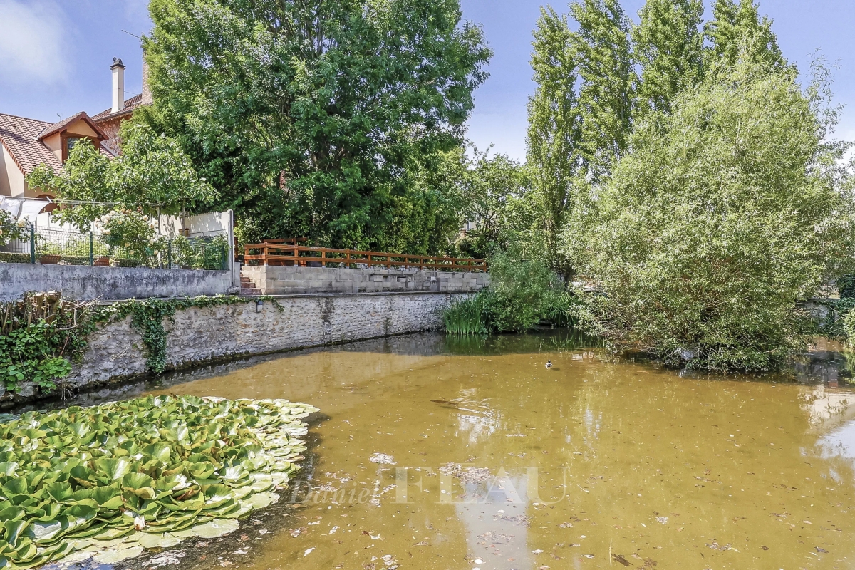 Maison de luxe à vendre à Saint-Germain-en-Laye, 1 470 000 €, Photo 2