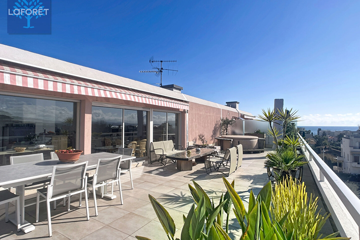 Appartement de luxe à vendre à Cagnes-sur-Mer, 820 000 €, Photo 3