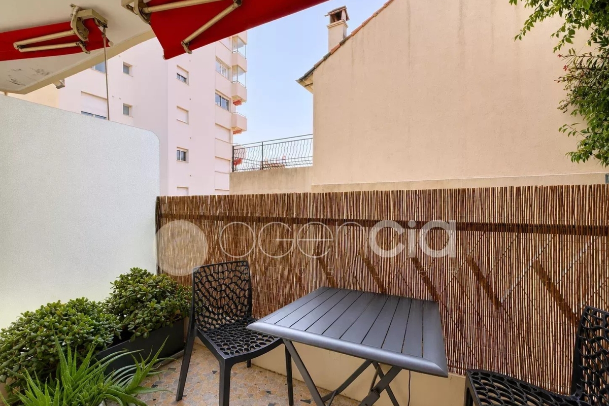 Luxury Apartment for sale in Cannes, 285 000 €, Photo 3