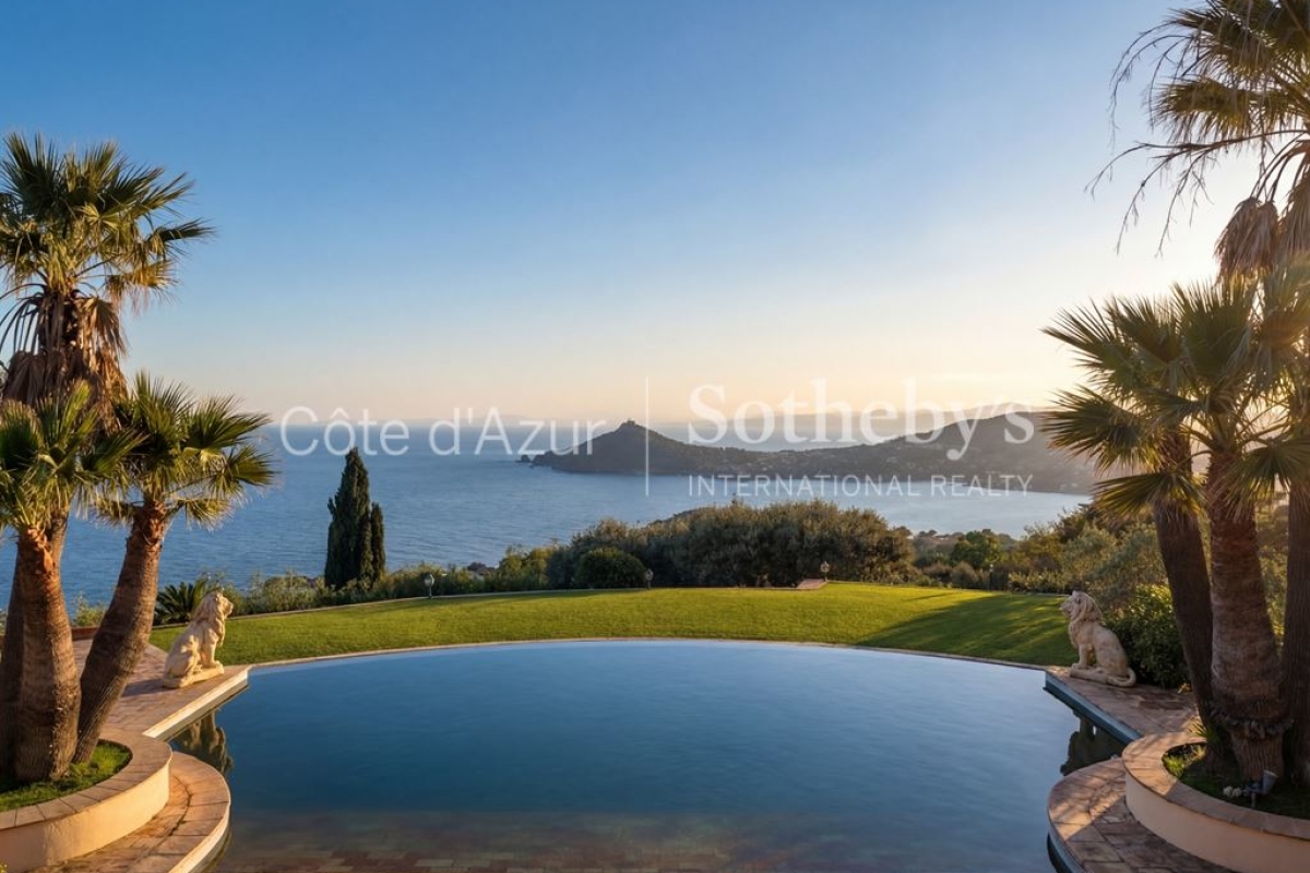 Maison de luxe à vendre à Saint-Raphaël, 3 600 000 €, Photo 4