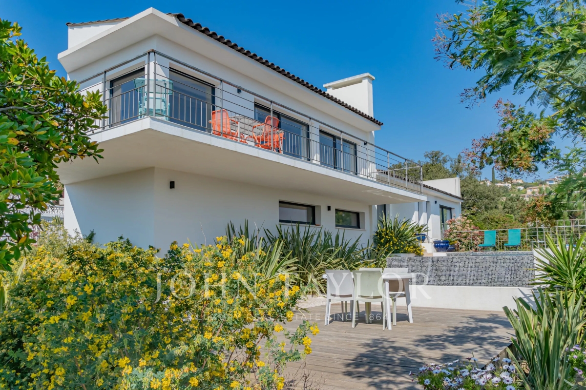 Maison de luxe à vendre à Les Adrets de l'Esterel, 1 290 000 €, Photo 4
