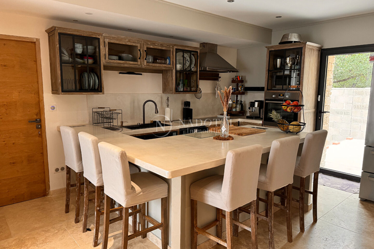 Maison de luxe à vendre à Gordes, 1 295 000 €, Photo 6