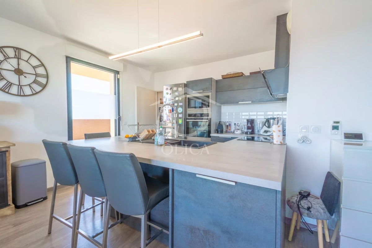 Luxury Apartment for sale in Aix-en-Provence, 530 000 €, Photo 6