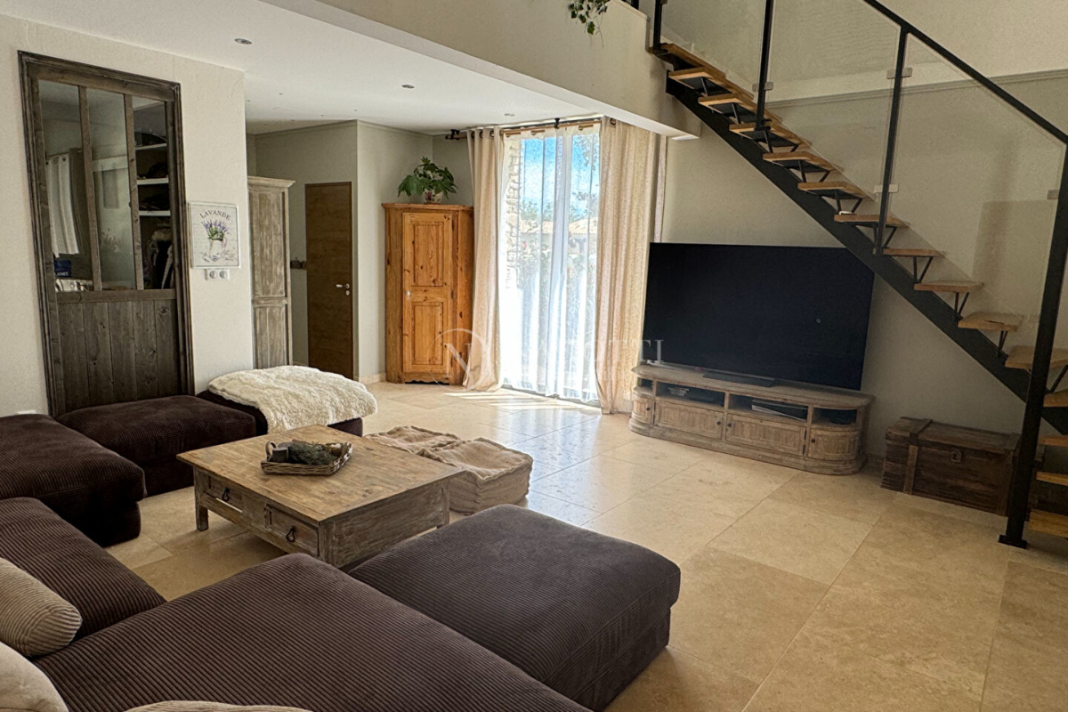 Maison de luxe à vendre à Gordes, 1 295 000 €, Photo 7