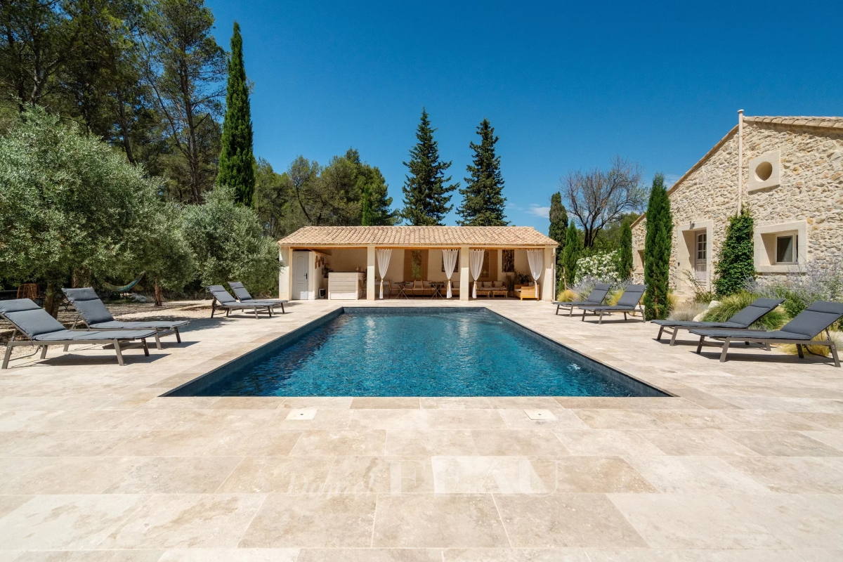 Maison de luxe à vendre à Saint Étienne-du-Grès, 2 500 000 €, Photo 3