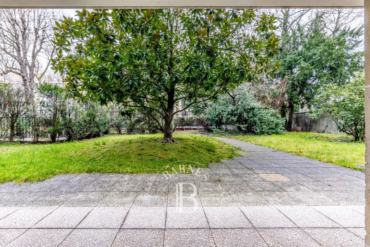 Luxury Apartment for sale in Neuilly-sur-Seine, 2 350 000 €, Photo 3