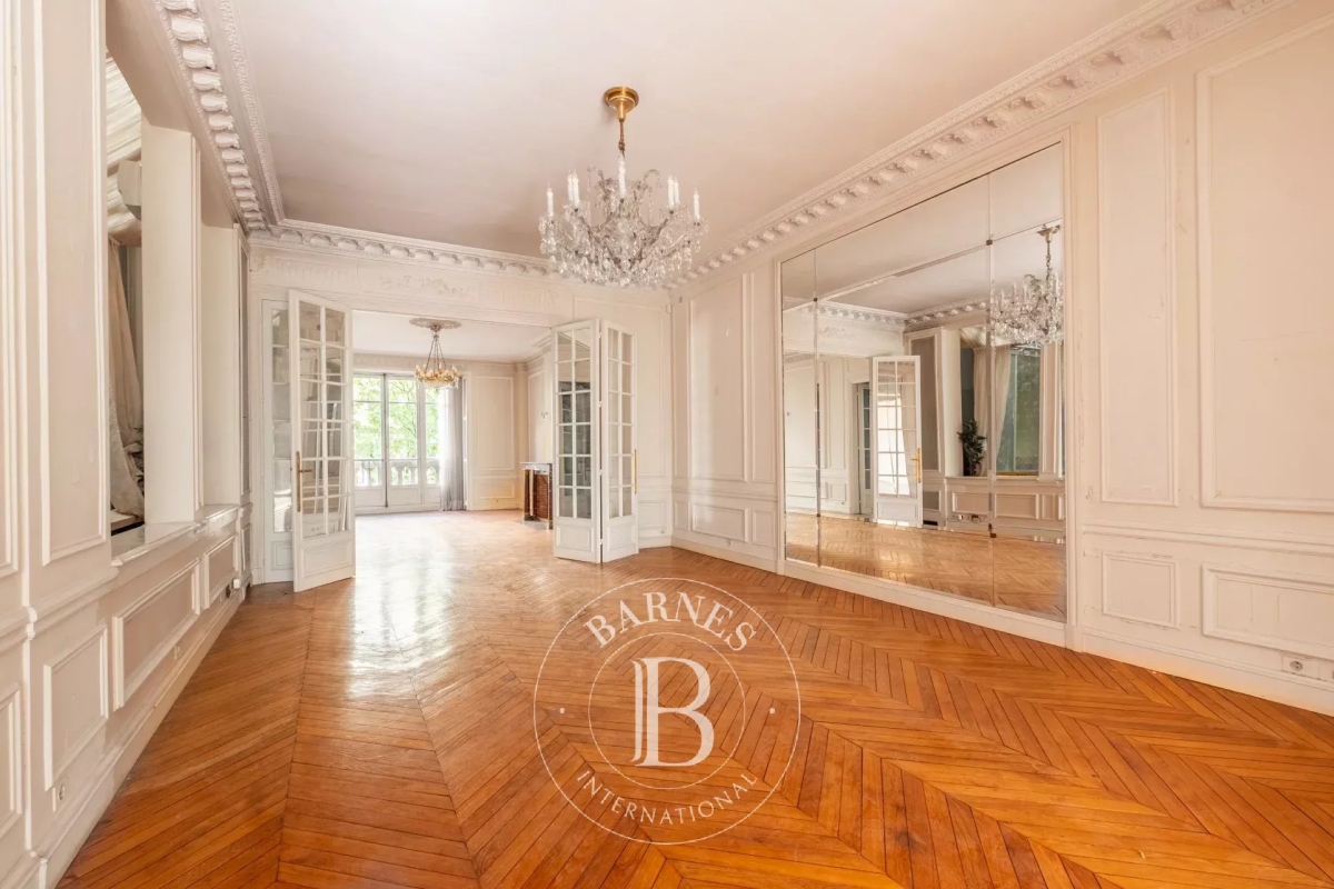 Luxury Apartment for sale in Paris 7Ème, 6 000 000 €, Photo 4