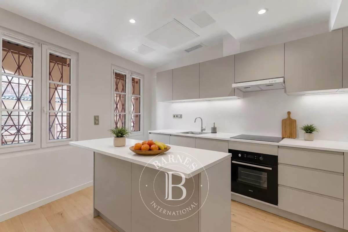 Luxury Apartment for sale in Saint-Tropez, 630 000 €, Photo 4