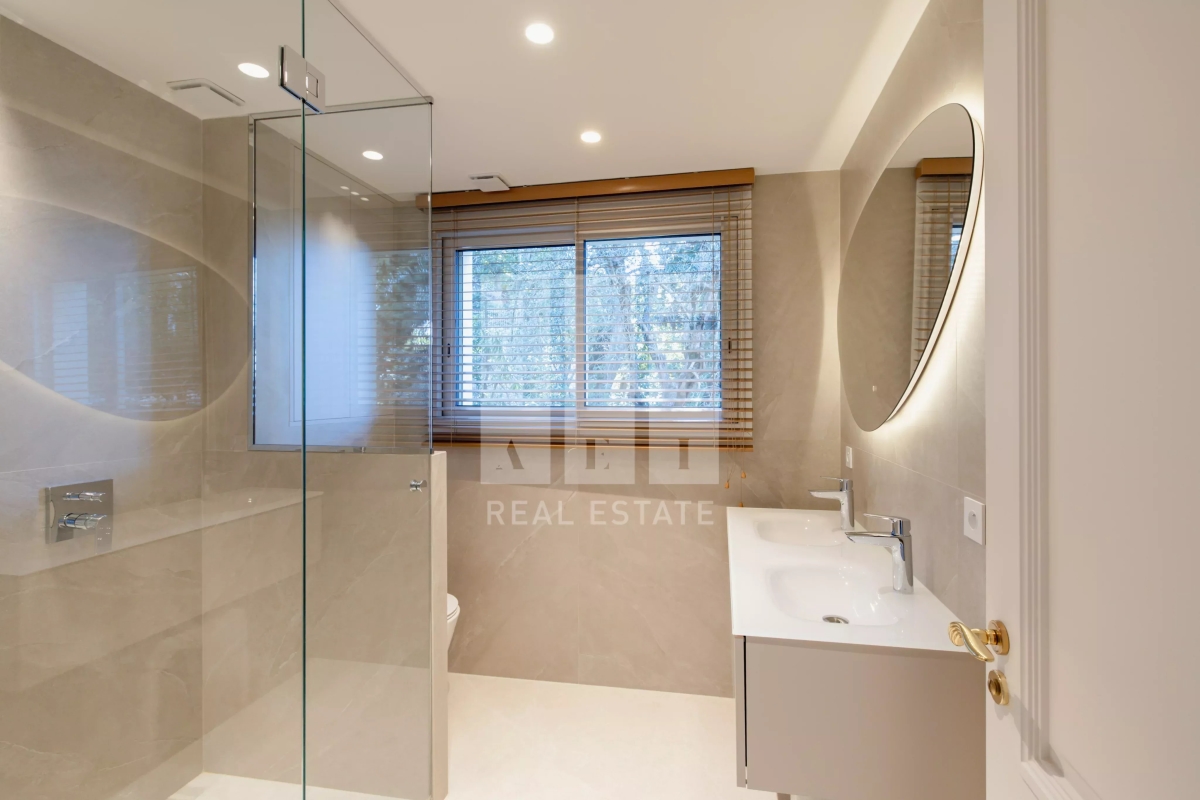 Luxury Apartment for sale in Le Cannet, 1 260 000 €, Photo 5