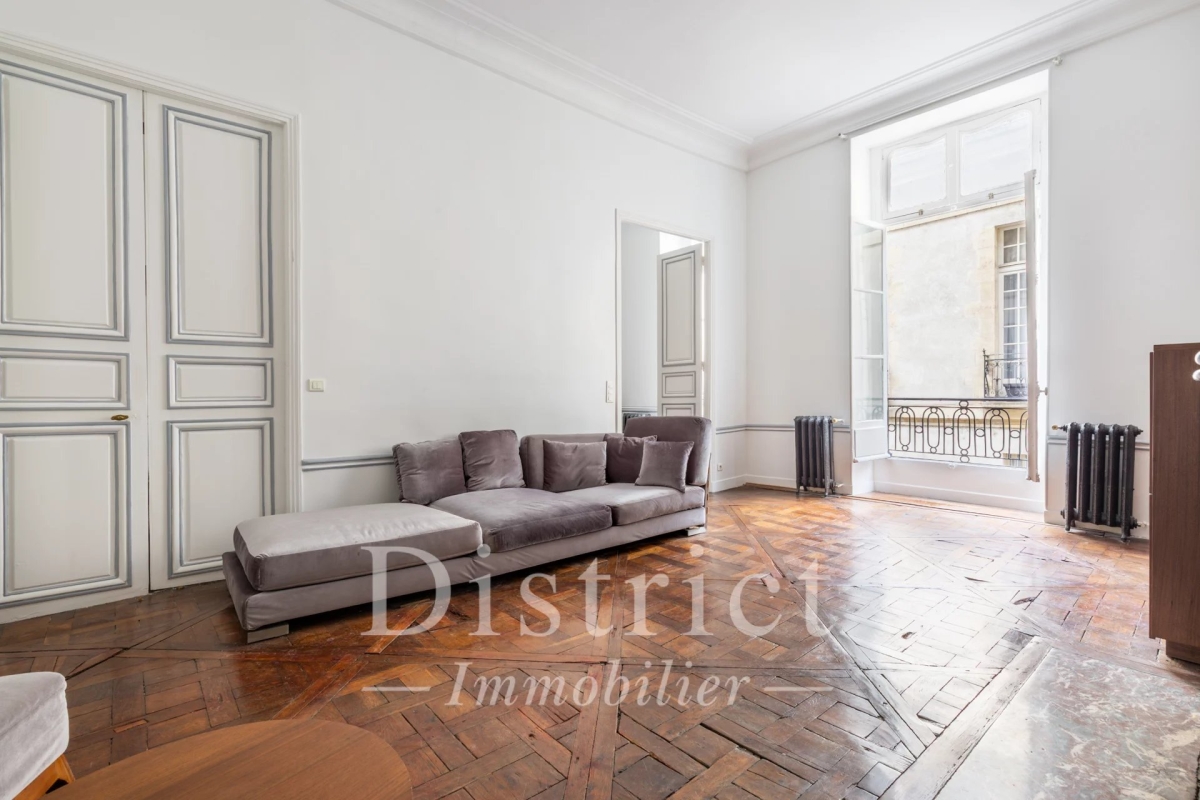 Luxury Apartment for sale in Paris 4Ème, 1 750 000 €, Photo 5