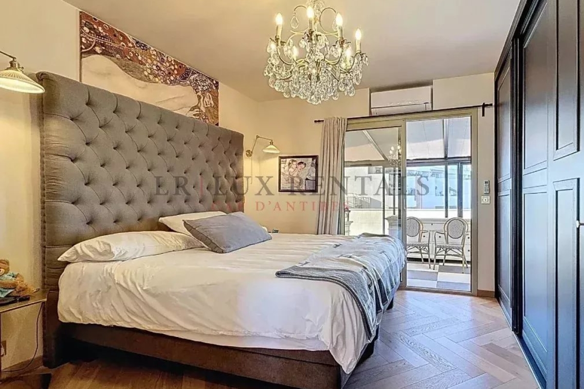 Luxury Apartment for sale in Antibes, 949 000 €, Photo 6