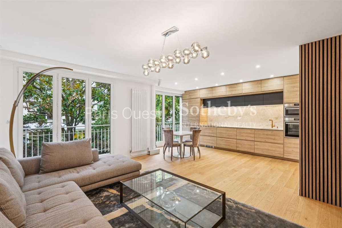 Appartement de luxe à vendre à Neuilly-sur-Seine, 1 350 000 €, Photo 1