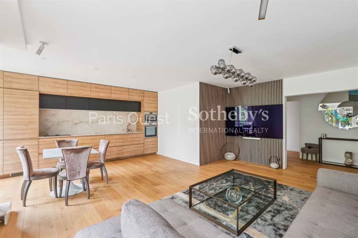 Appartement de luxe à vendre à Neuilly-sur-Seine, 1 350 000 €, Photo 2