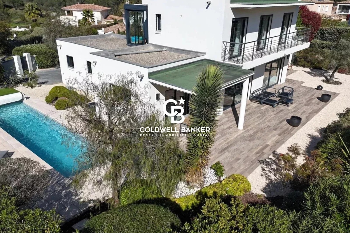 Maison de luxe à vendre à Saint-Raphaël, 1 490 000 €, Photo 2