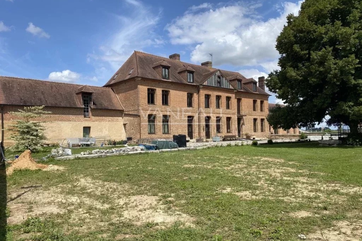 Maison de luxe à vendre à Saint-André-sur-Cailly, 1 890 000 €, Photo 2