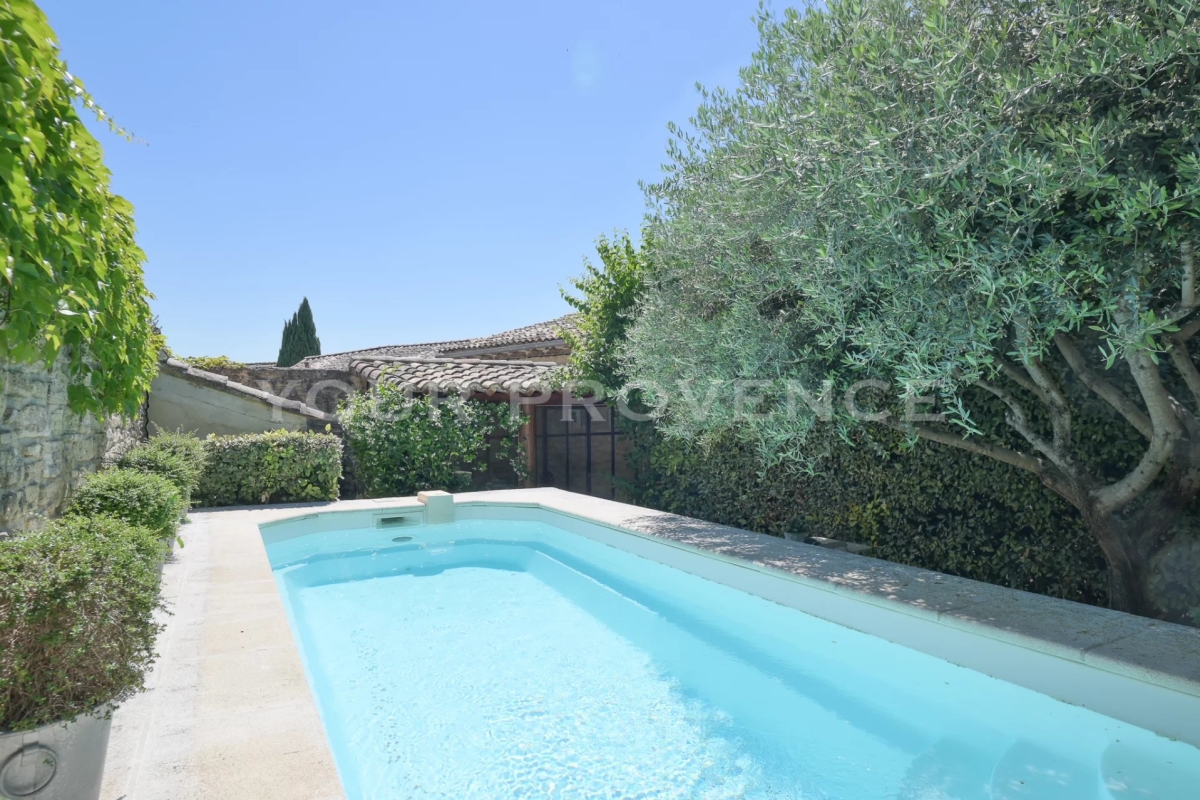 Maison de luxe à vendre à Lagnes, 650 000 €, Photo 3