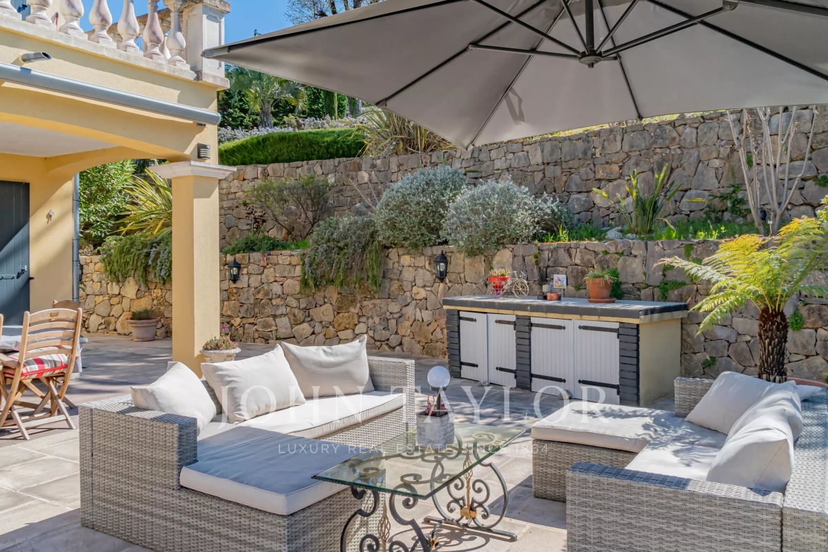Maison de luxe à vendre à Les Adrets de l'Esterel, 950 000 €, Photo 4
