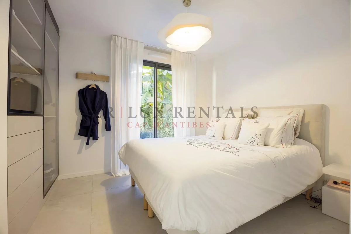 Luxury Apartment for sale in Antibes, 1 065 000 €, Photo 7