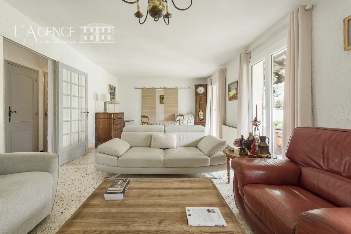 Maison de luxe à vendre à Aix-en-Provence, 695 000 €, Photo 4