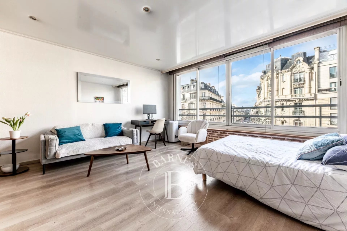Appartement de luxe à vendre à Paris 8ème, 415 000 €, Photo 1