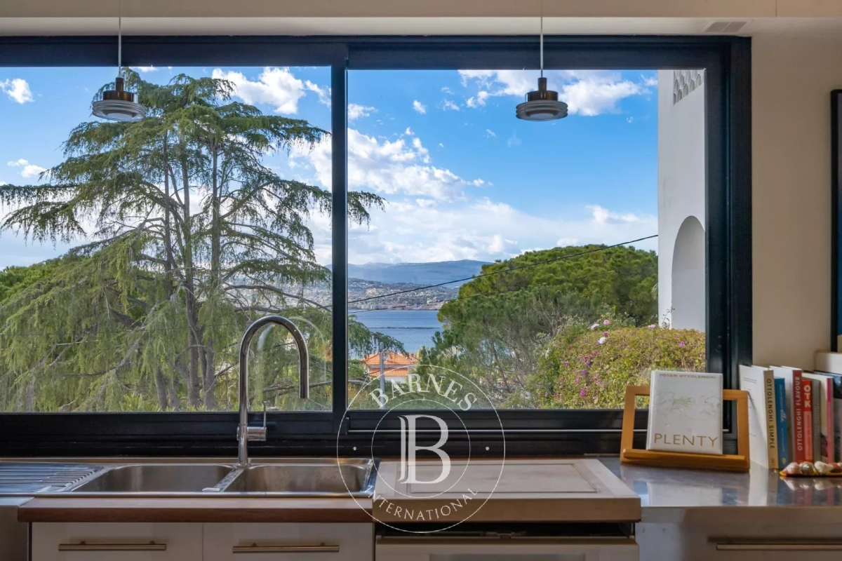 Luxury House for sale in Cap d'Antibes, 5 970 000 €, Photo 4