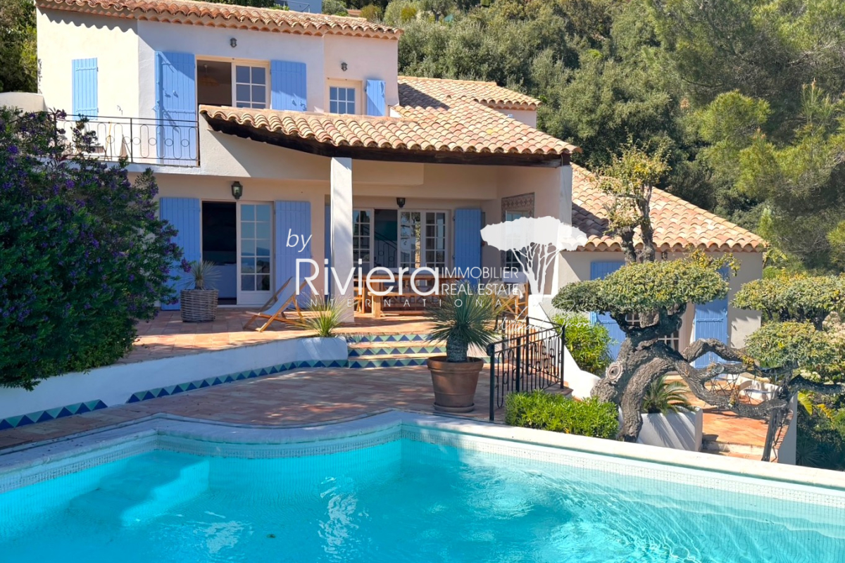 Luxury House for sale in La Croix-Valmer, 1 490 000 €, Photo 1